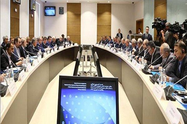 لاریجانی:مسئولان مسائل را با پارلمان های دو کشور در میان بگذارند