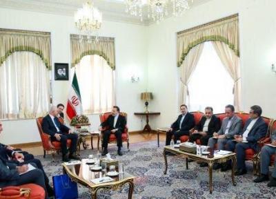 واعظی: روابط و همکاری های تهران - باکو همچنان در حال گسترش است